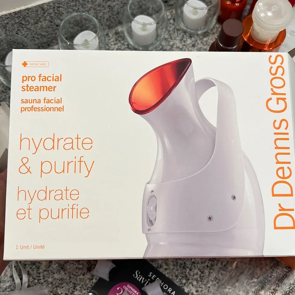 Pro Facial Steamer - Dr Dennis Gross - Picture 1 of 5